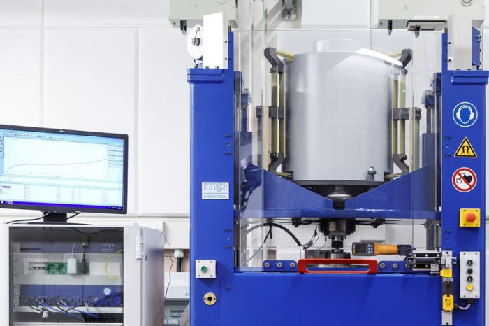 m+p international’s high-frequency vibration test rig using an electrodynamic shaker (Photo courtesy by Fraunhofer LBF, Darmstadt/Germany)